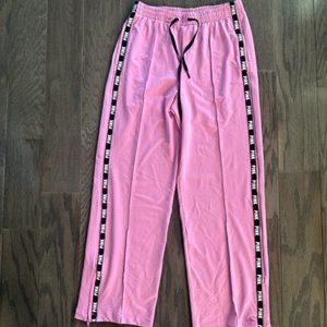 listing-status-banner